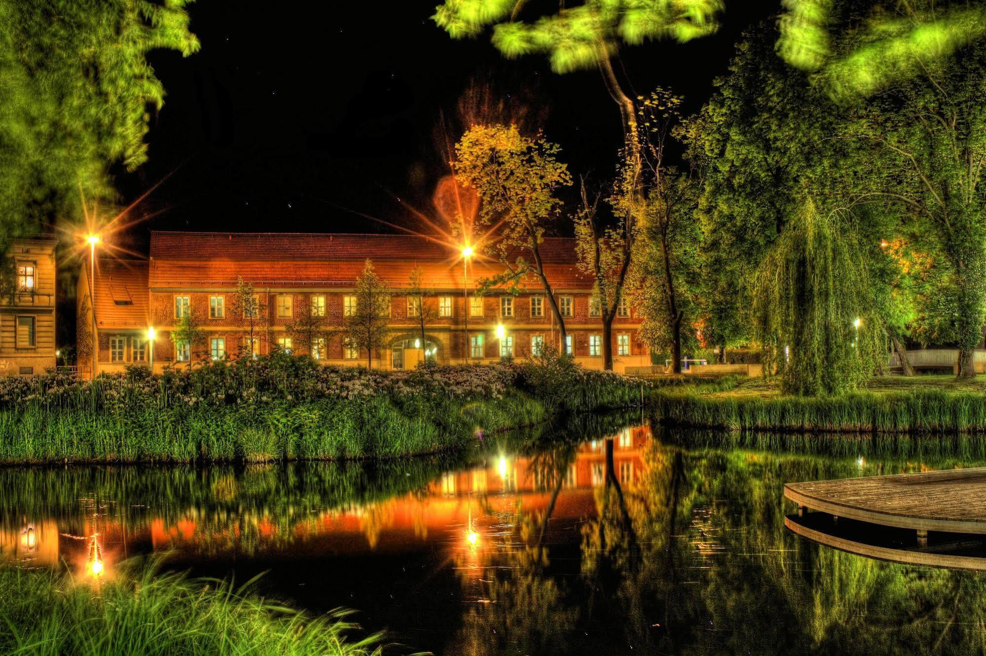 Hotel Vierseithof Luckenwalde Εξωτερικό φωτογραφία