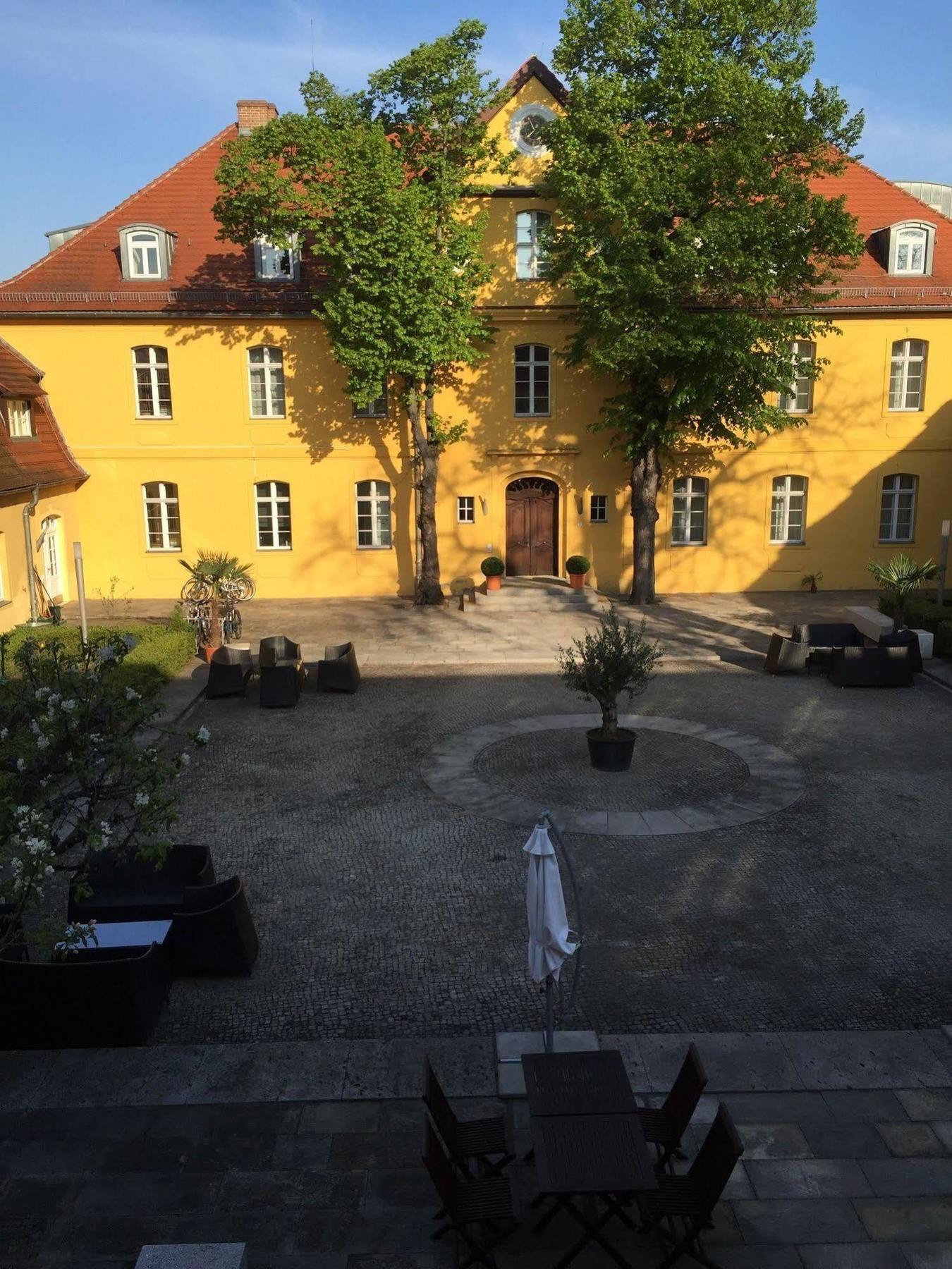 Hotel Vierseithof Luckenwalde Εξωτερικό φωτογραφία